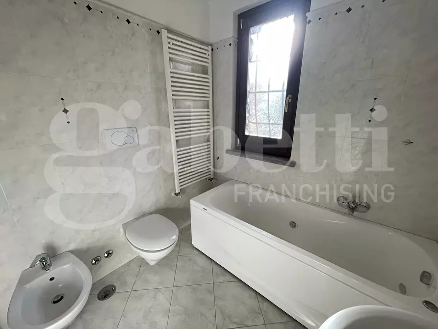 Immagine 27 di Casa bifamiliare in vendita  in Via dei Ciclamini, 25 a Rocca Di Papa