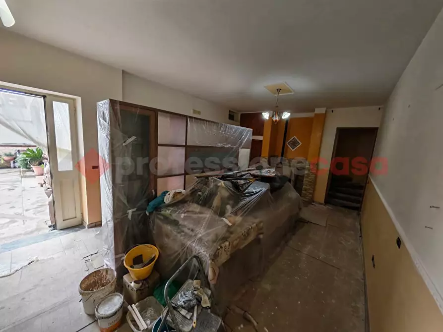 Immagine 32 di Casa indipendente in vendita  in Via bovio, snc a Mondragone