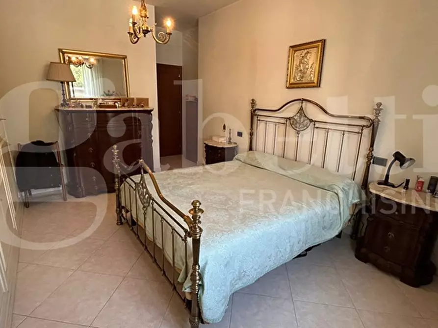 Immagine 8 di Appartamento in vendita  in Via Michele Guadagno a Napoli