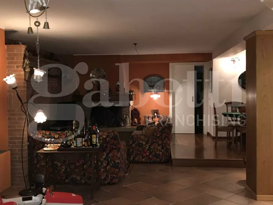 Immagine 15 di Villa in vendita  in Via Peucetia, nc a Cassano Delle Murge