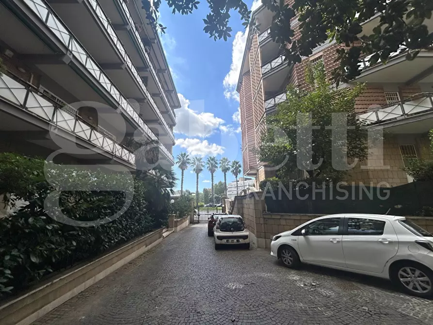 Immagine 2 di Appartamento in vendita  in Via di Vigna Murata, 1 a Roma