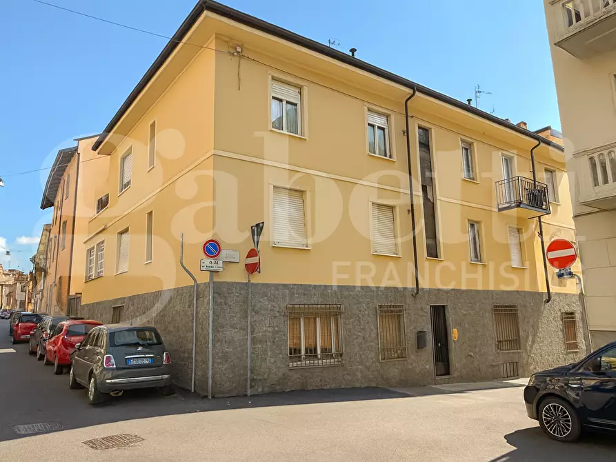 Immagine 3 di Attico in vendita  in Vicolo Denina, 1 a Moncalieri