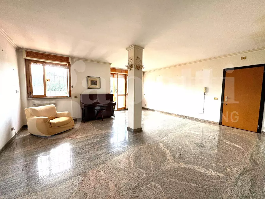 Immagine 9 di Appartamento in vendita  in Via Carlo Emilio Gadda, 151 a Roma