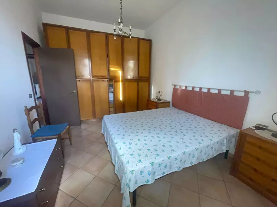 Immagine 3 di Appartamento in vendita  in Via Nuova Del Campo a Napoli