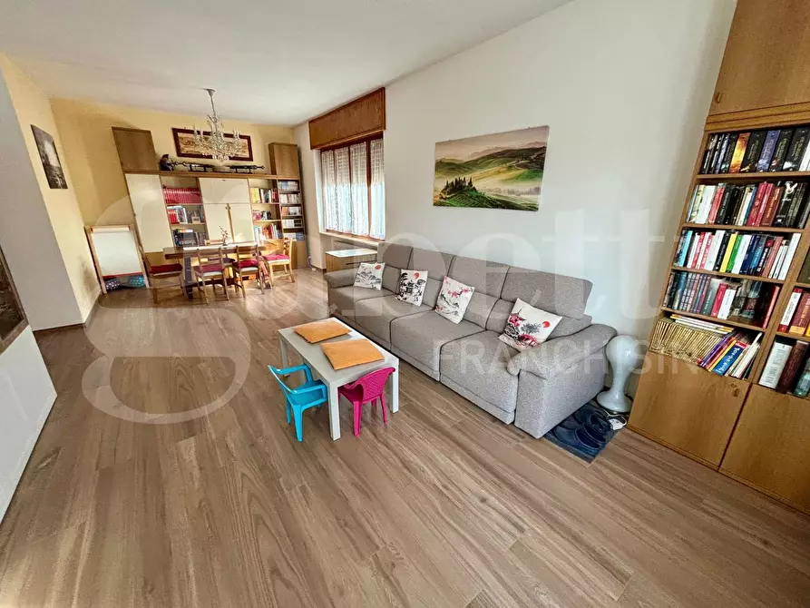 Immagine 10 di Appartamento in vendita  in Via Volvera a Rivalta Di Torino