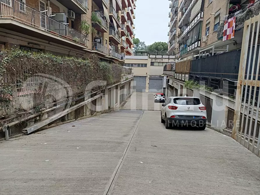 Immagine 17 di Magazzino in vendita  in Via Quinto Novio a Roma