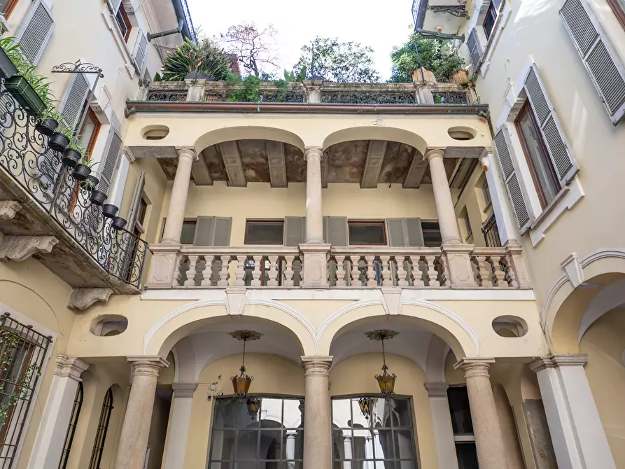 Immagine 20 di Laboratorio in affitto  in Corso di Porta Ticinese, 22 a Milano