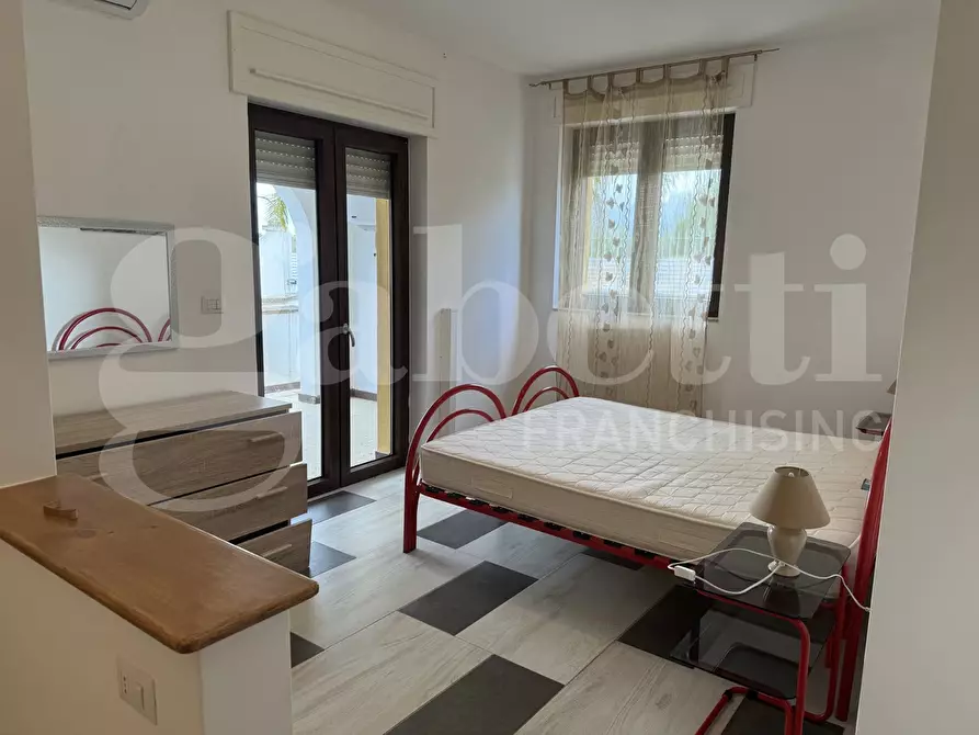 Immagine 8 di Appartamento in vendita  in Via Vittorio Veneto, 15 a Giurdignano