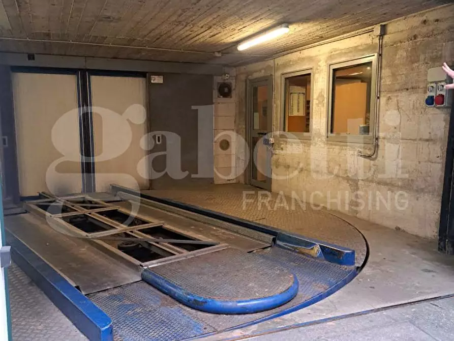 Immagine 6 di Box auto in vendita  in Corso di porta Romana, 55 a Milano