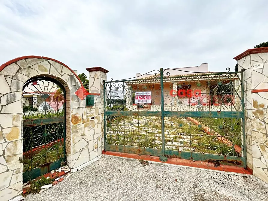 Immagine 1 di Appartamento in vendita  in Via Isola Bali, 58 a Siracusa