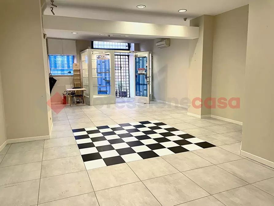 Immagine 5 di Negozio in affitto  in Via del Circo, 19 a Perugia