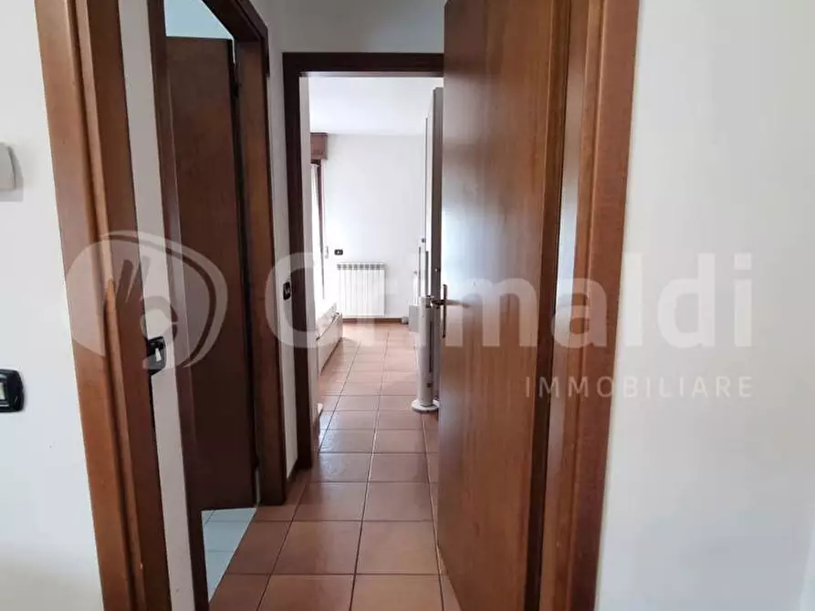Immagine 3 di Appartamento in vendita  in Via Brigata Alpina Orobica, 2 a Dalmine