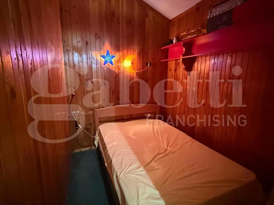 Immagine 14 di Appartamento in vendita  in Via PAZZALE PIAN DE VALLI, snc a Rieti