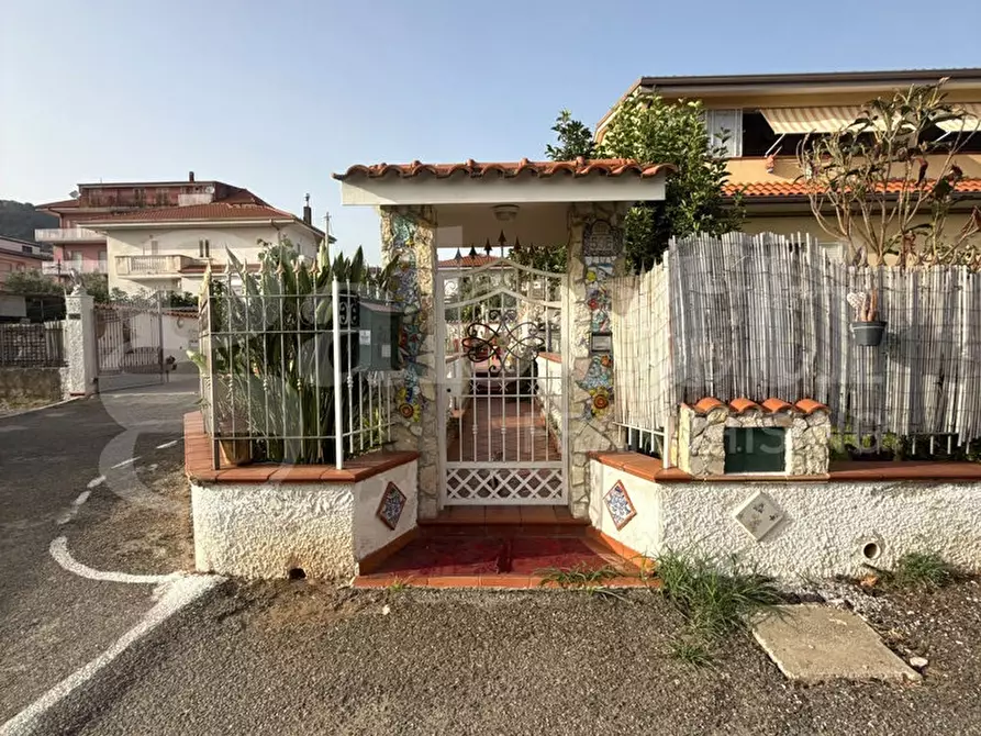 Immagine 6 di Villa in vendita  in Via G. Marconi II traversa, 59/E a Lamezia Terme