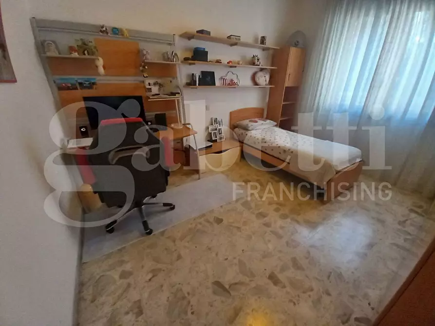 Immagine 6 di Appartamento in vendita  in Via SOTTOMARINA - VIALE VENETO, 12 a Chioggia