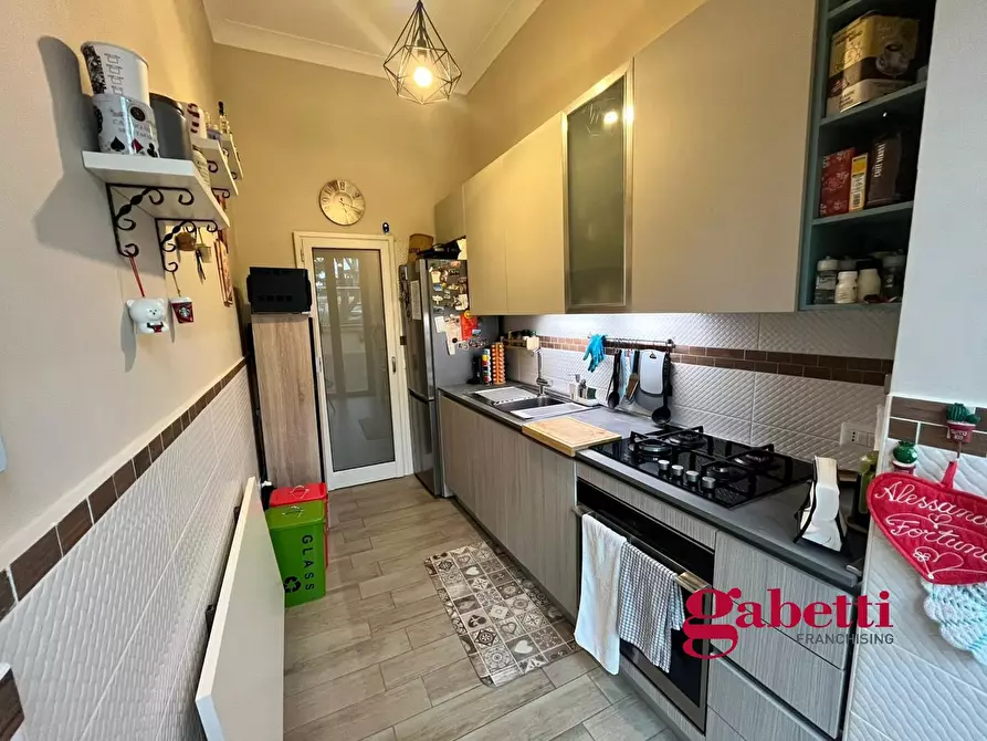 Immagine 10 di Appartamento in vendita  in Via Ponti Rossi, 37 a Napoli