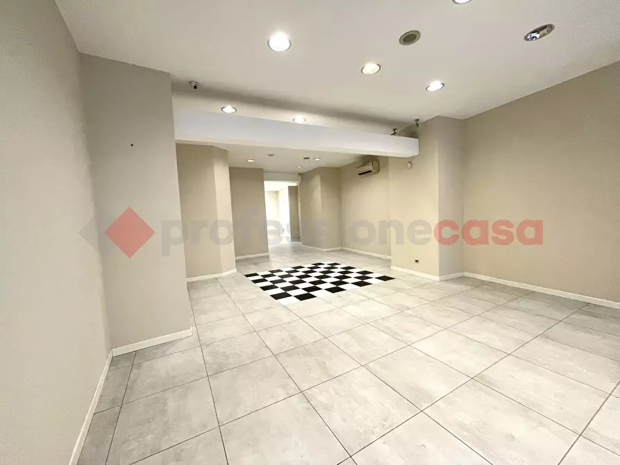 Immagine 3 di Negozio in affitto  in Via del Circo, 19 a Perugia