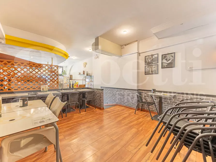 Immagine 38 di Bar / Ristorante in vendita  in Via Cogoleto a Roma