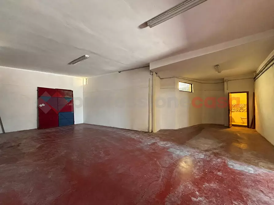 Immagine 5 di Negozio in affitto  in Via Madonna delle Grazie, snc a Anagni