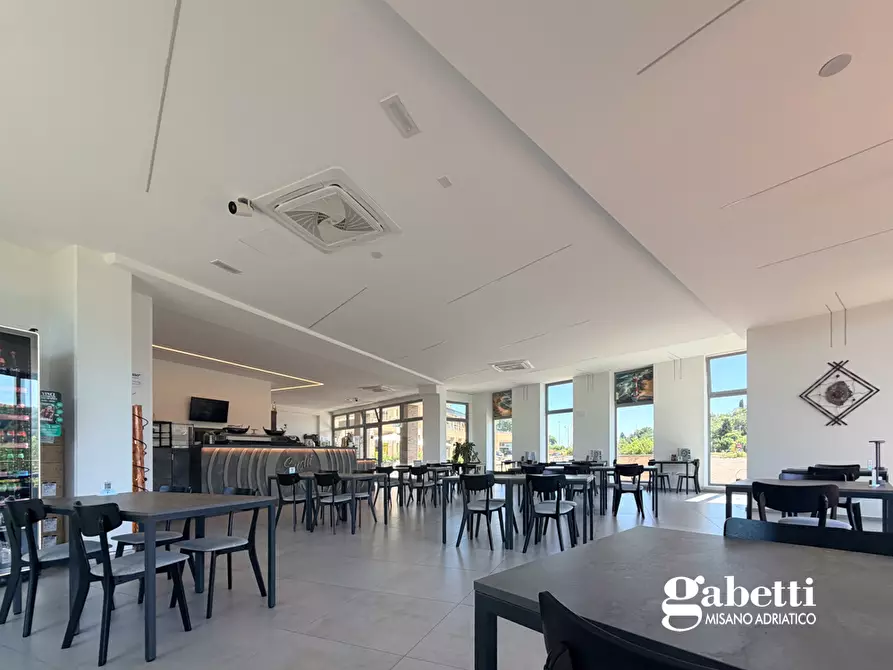 Immagine 20 di Bar / Ristorante in vendita  in Via Bocca Trabaria Sud, 2 a Urbino