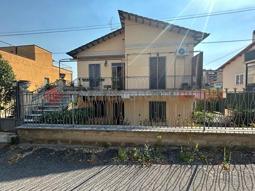 Immagine 3 di Appartamento in vendita  in Via Vecchia di Marino a Grottaferrata
