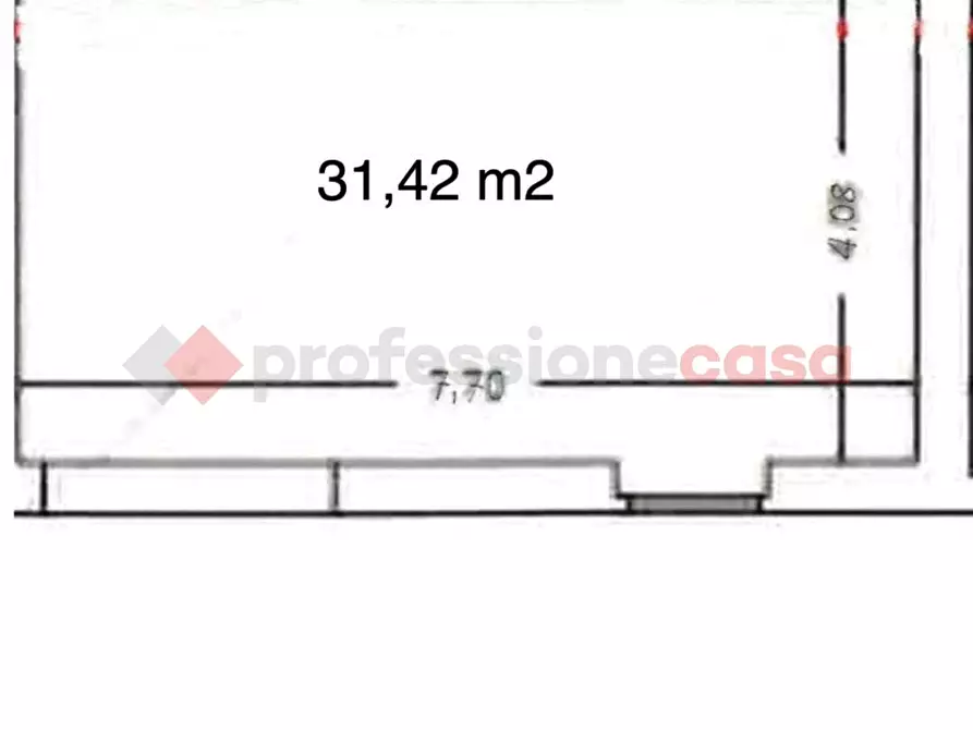Immagine 1 di Box auto in affitto  in Via Marconi a Spoleto