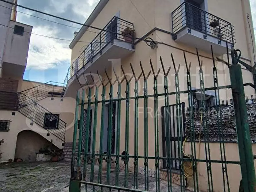 Immagine 1 di Casa indipendente in vendita  in Via Mazzini, 3 a Boscotrecase