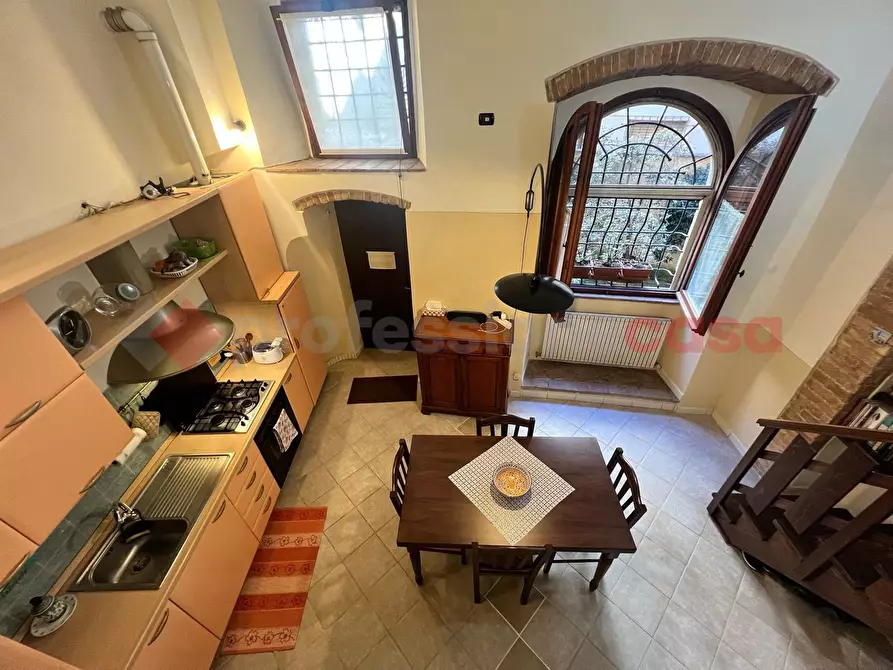 Immagine 14 di Appartamento in vendita  in Via Sant'AlÃ² a Spoleto