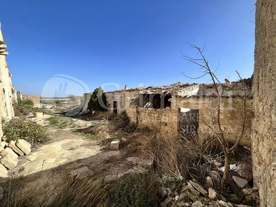 Immagine 4 di Rustico / casale in vendita  in Via Bonivini, 1 a Noto