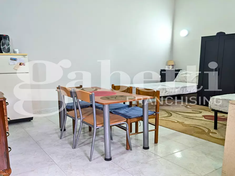 Immagine 10 di Appartamento in vendita  in Vico Fortuna a Foggia