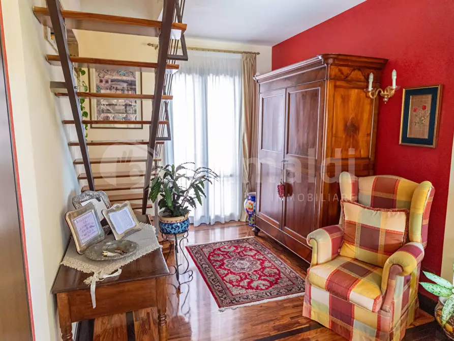 Immagine 10 di Attico in vendita  in Via AVOLA, 26 a Siracusa