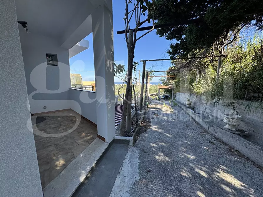 Immagine 3 di Appartamento in vendita  in Via SS133, SNC a Messina