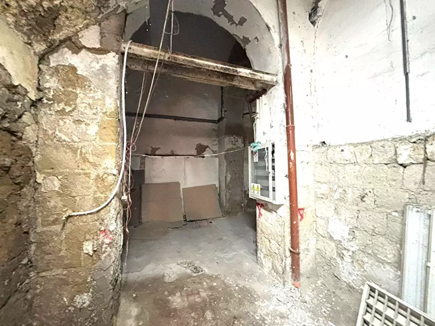Immagine 9 di Attività commerciale in affitto  in Via sant'arcangelo a baiano, 59 a Napoli