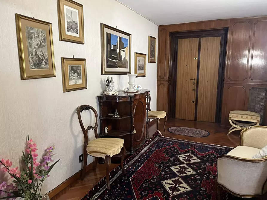 Immagine 3 di Appartamento in vendita  in Via Attilio Friggeri, 25 a Roma