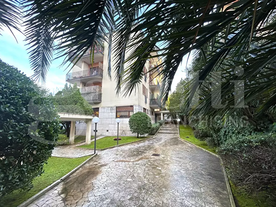 Immagine 4 di Appartamento in vendita  in Via Accademia degli Agiati, 120 a Roma