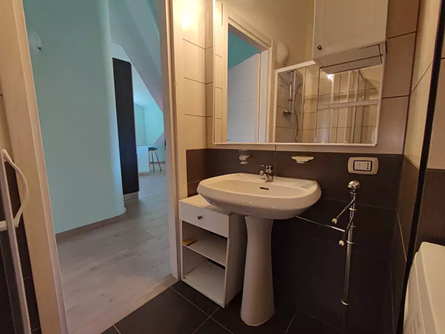 Immagine 5 di Attico in vendita  in Via C/DA LUCA, SNC a Chiaravalle Centrale