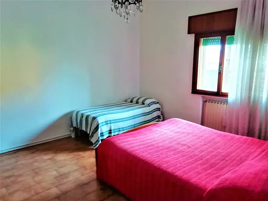 Immagine 5 di Palazzo in vendita  in Via CAVARZERE Via Piave, 00 a Cavarzere