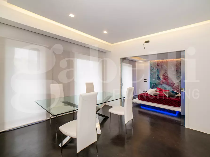Immagine 8 di Appartamento in vendita  in Viale Cesare Pavese, 267 a Roma