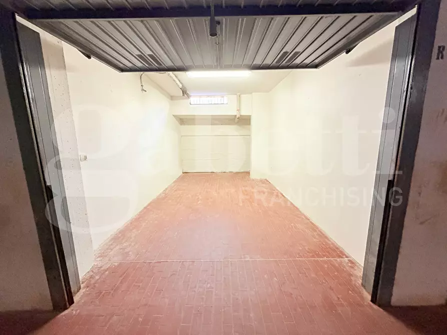 Immagine 24 di Appartamento in vendita  in Via degli Orti a Albenga