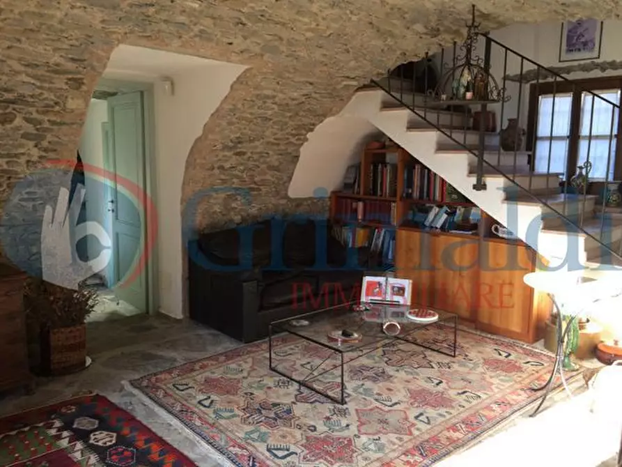 Immagine 11 di Rustico / casale in vendita  in Via Caprio, 1 a Filattiera