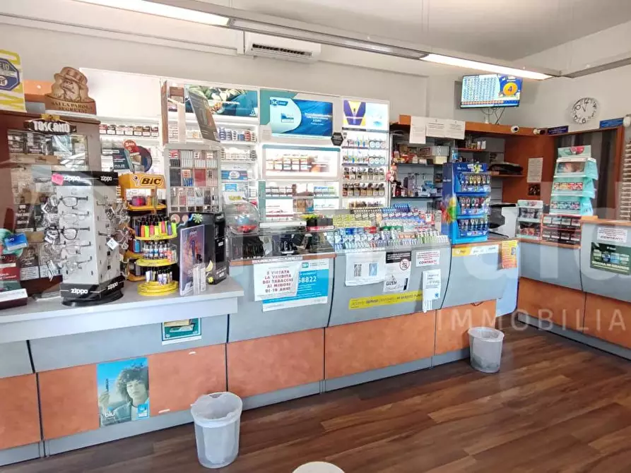 Immagine 8 di Attività commerciale in vendita  in Via Antonio Gramsci a Corciano