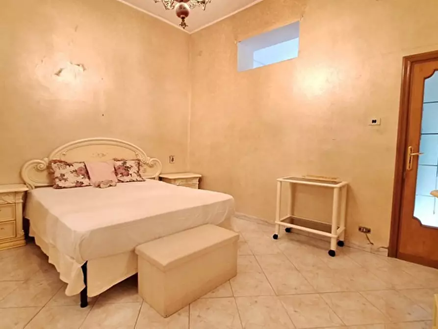 Immagine 14 di Appartamento in affitto  in Vico tutti i Santi a Napoli