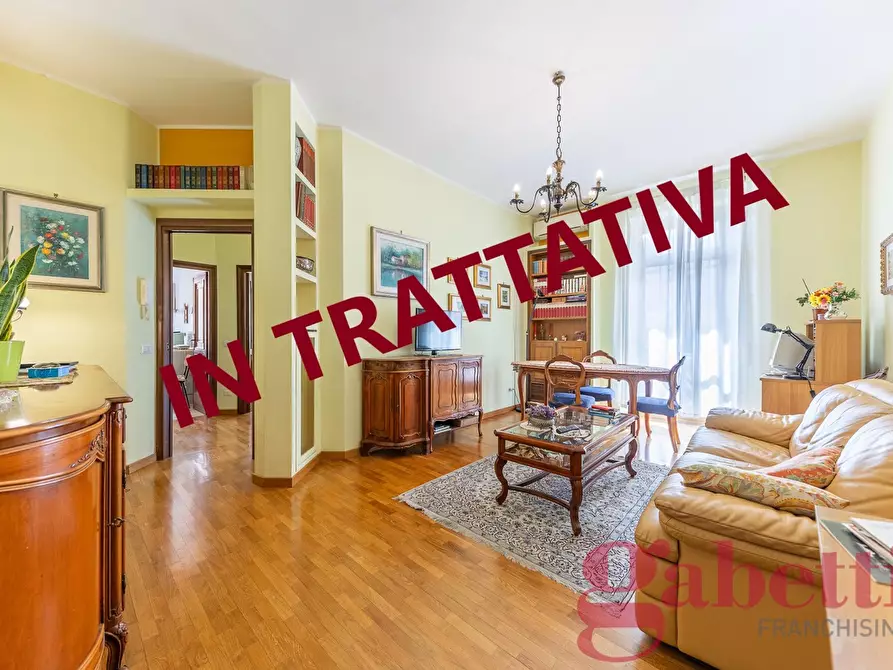 Immagine 1 di Appartamento in vendita  in Via Giacomo Barzellotti, 3 a Roma