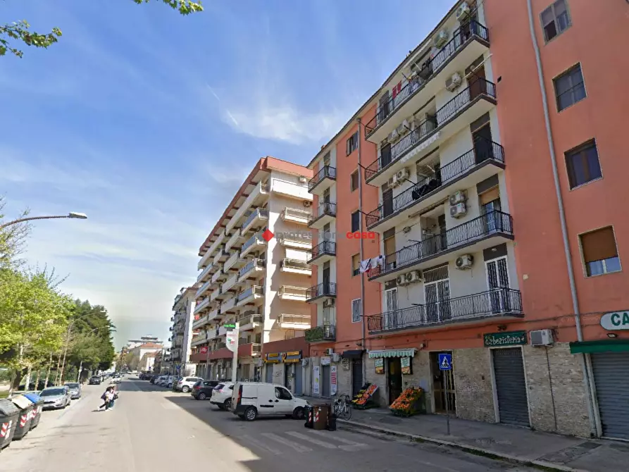 Immagine 1 di Ufficio in affitto  in Piazza Aldo Moro, 23 a Foggia