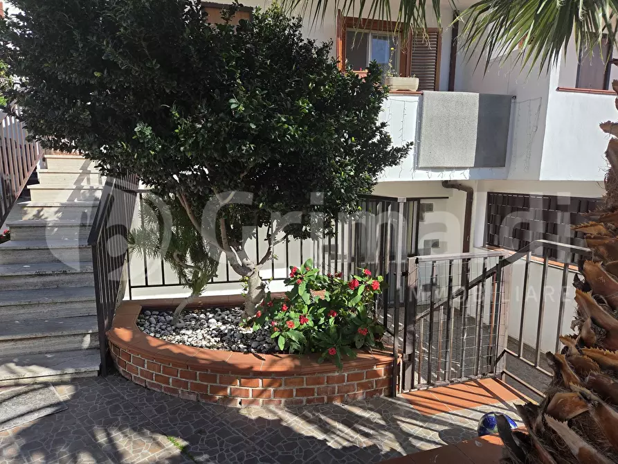 Immagine 3 di Casa bifamiliare in vendita  in Via Conca D'Oro a Messina