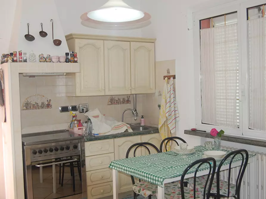 Immagine 12 di Villa in vendita  in Viale CORSICA a Riccione