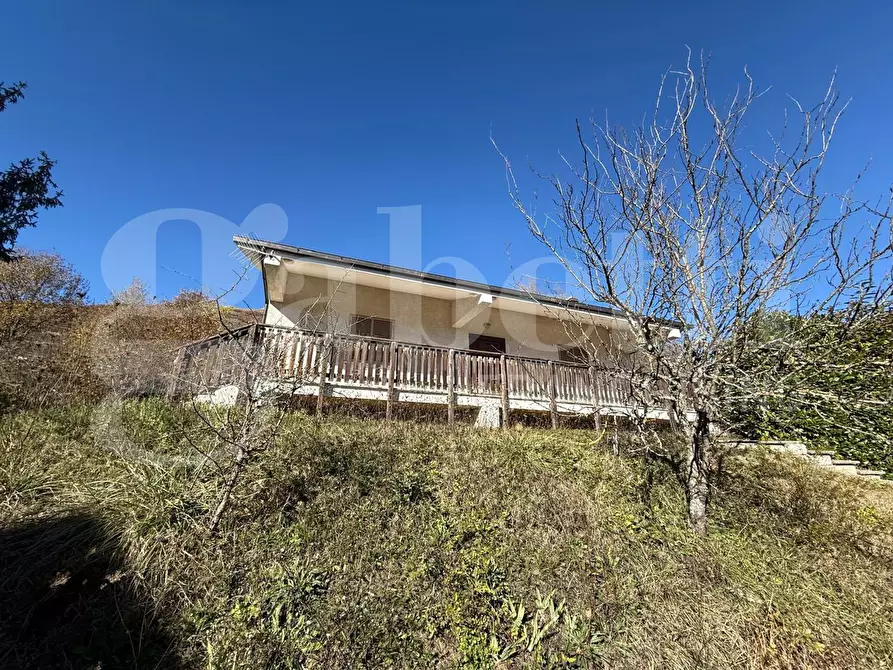 Immagine 4 di Villa in vendita  in Via capitani, 9 a Cittareale