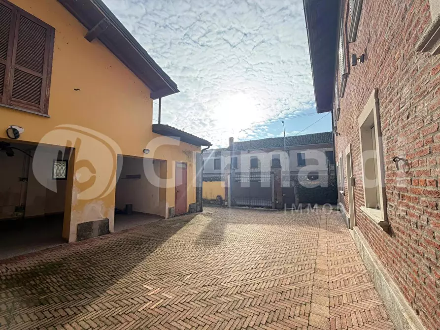 Immagine 34 di Casa indipendente in vendita  in Via UMBERTO I, 30 a Inverno E Monteleone