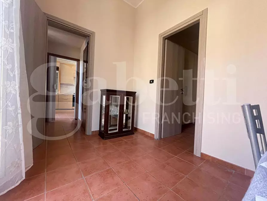 Immagine 3 di Appartamento in vendita  in Via Indipendenza, 379 a Gaeta