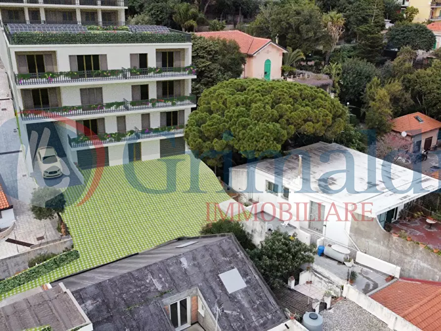 Immagine 8 di Appartamento in vendita  in Via Consolare Pompea a Messina